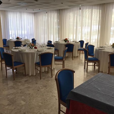 Hotel Terme Di San Vittore Genga  Luaran gambar