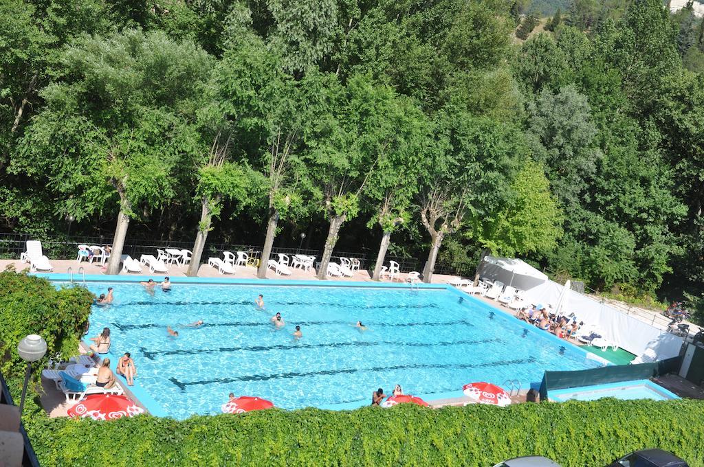 Hotel Terme Di San Vittore Genga  Luaran gambar