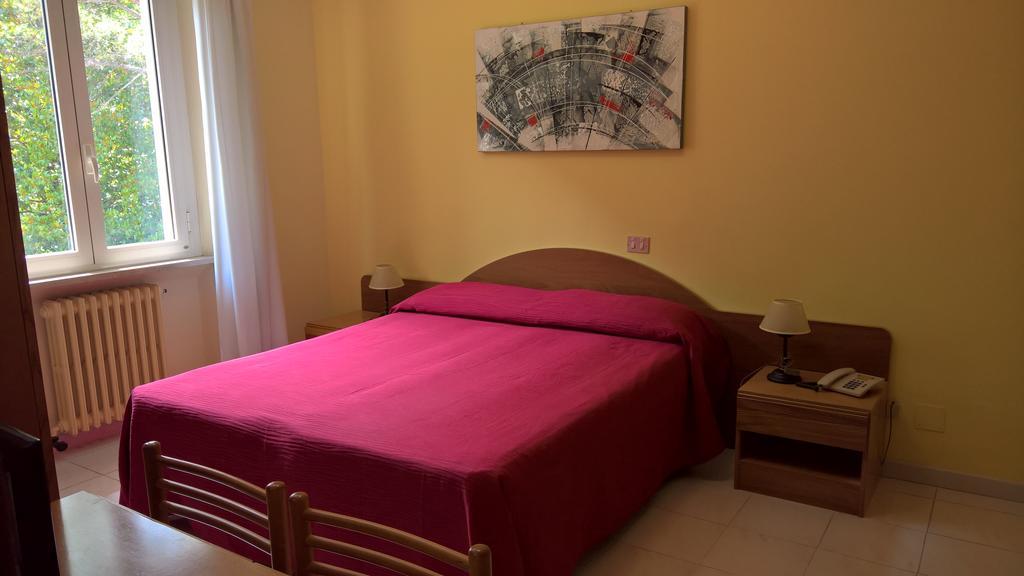 Hotel Terme Di San Vittore Genga  Luaran gambar